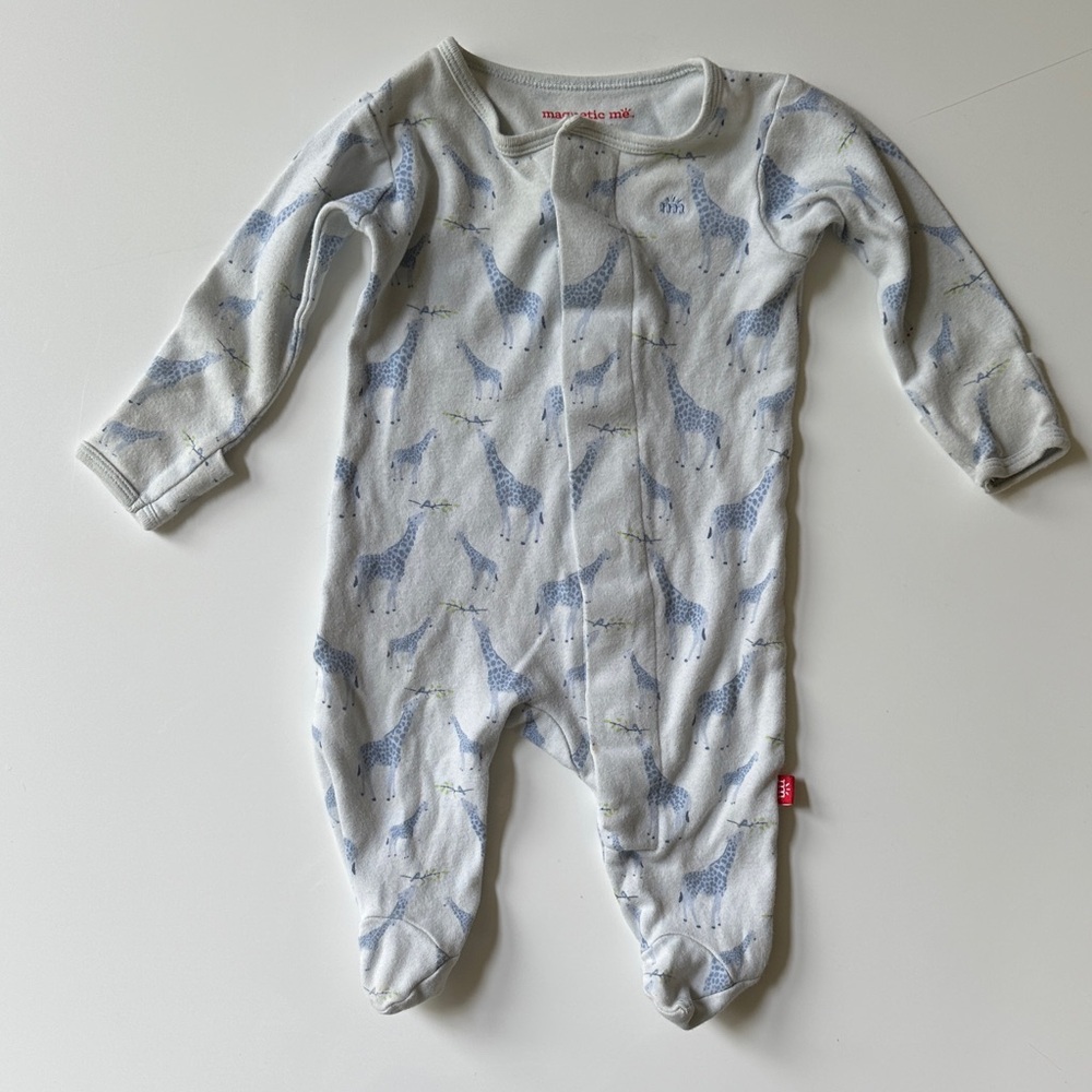 Magnetic me 0-3 pjs